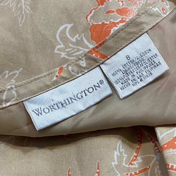 VNTG Worthington Floral A-Line Skirt in Beige and Coral - Picture 2 of 6